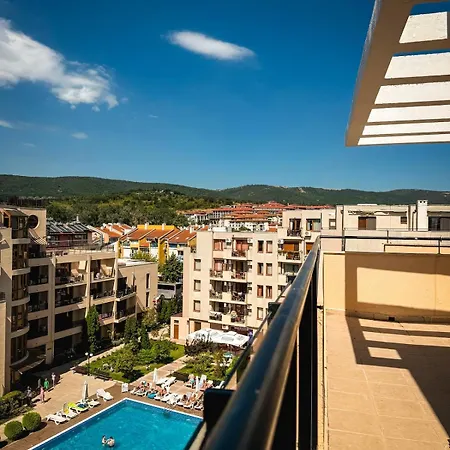 公寓 Top-floor 2br With King Bed & View
